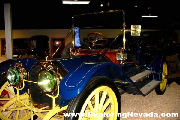 1910 Seven Passenger Oldsmobile
