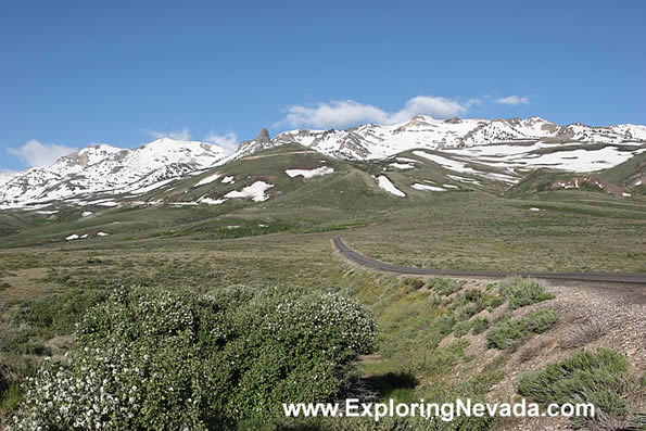 Scenic Drive Approaching the Mountains