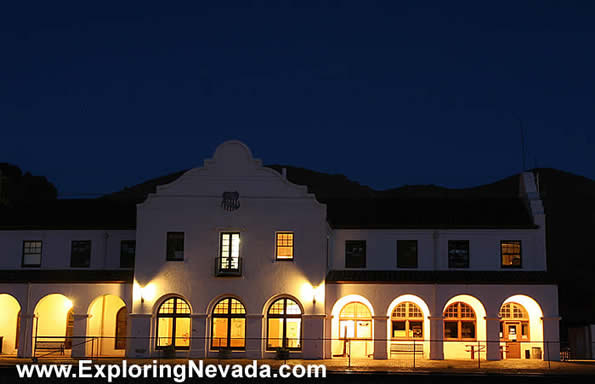The Caliente Depot at Night, Photo #2
