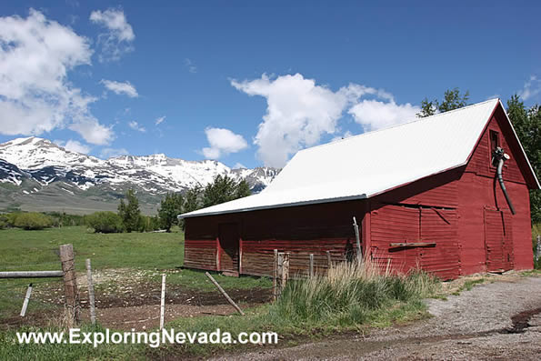 Red Barn and the Humboldt Mountains