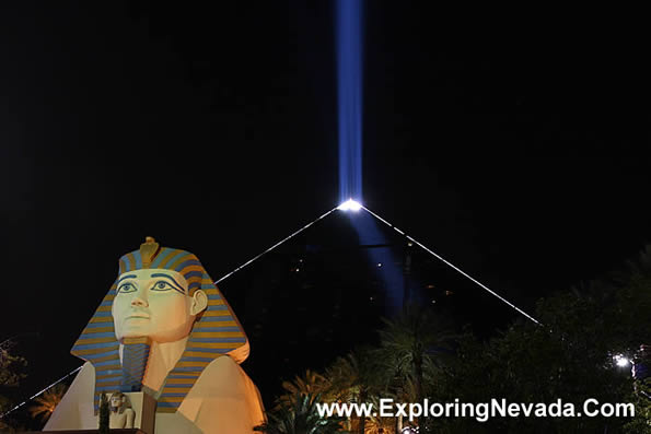 The Luxor at Night, Photo #5