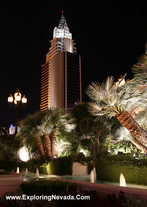 The New York New York Seen From the Monte Carlo