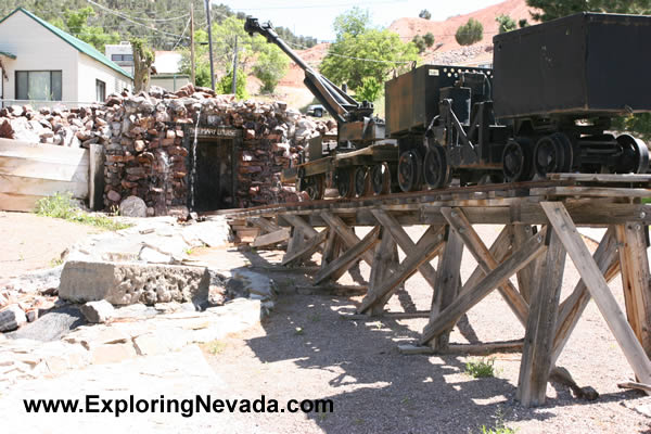 Ore Car Train in Pioche : Photo #2