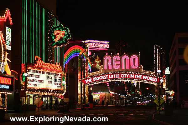 Downtown Reno at Night & The Reno Arch, Photo #2