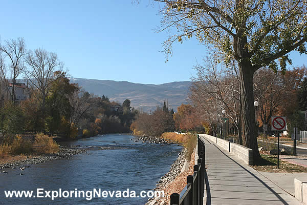 The Truckee River in Reno, Photo #3